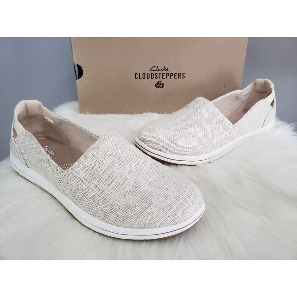 NEW Slip On Clarks Women's Breeze Step II Natural Interest 26172779‎ Size 10